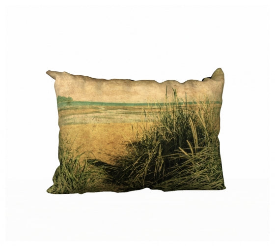 Vintage Beach 20" x 14" Throw Pillow Cover