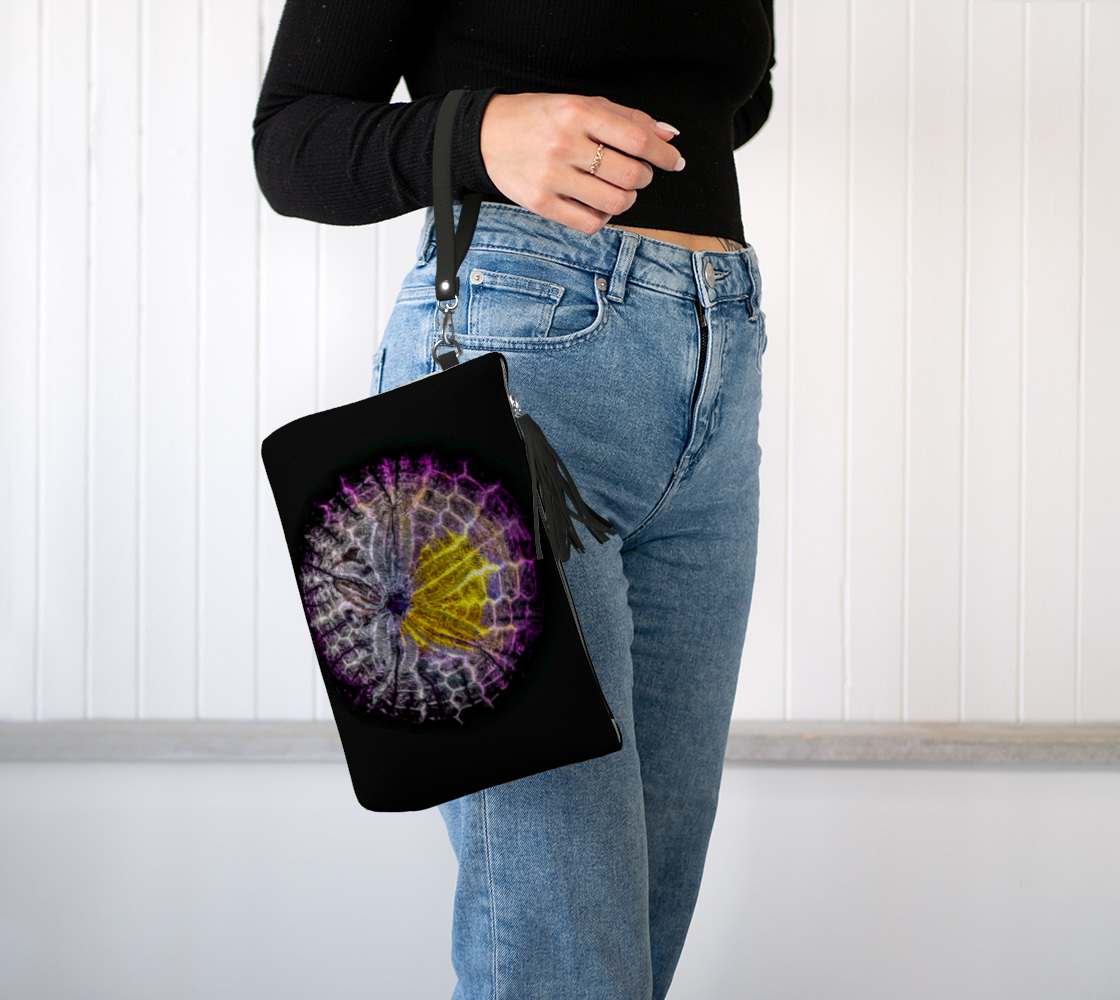 Spotlight Sand Dollar Vegan Leather Makeup Bag