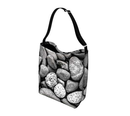 another view of the beach rocks day tote