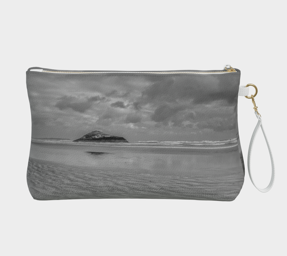 Long Beach Tofino Vegan Leather Makeup Bag