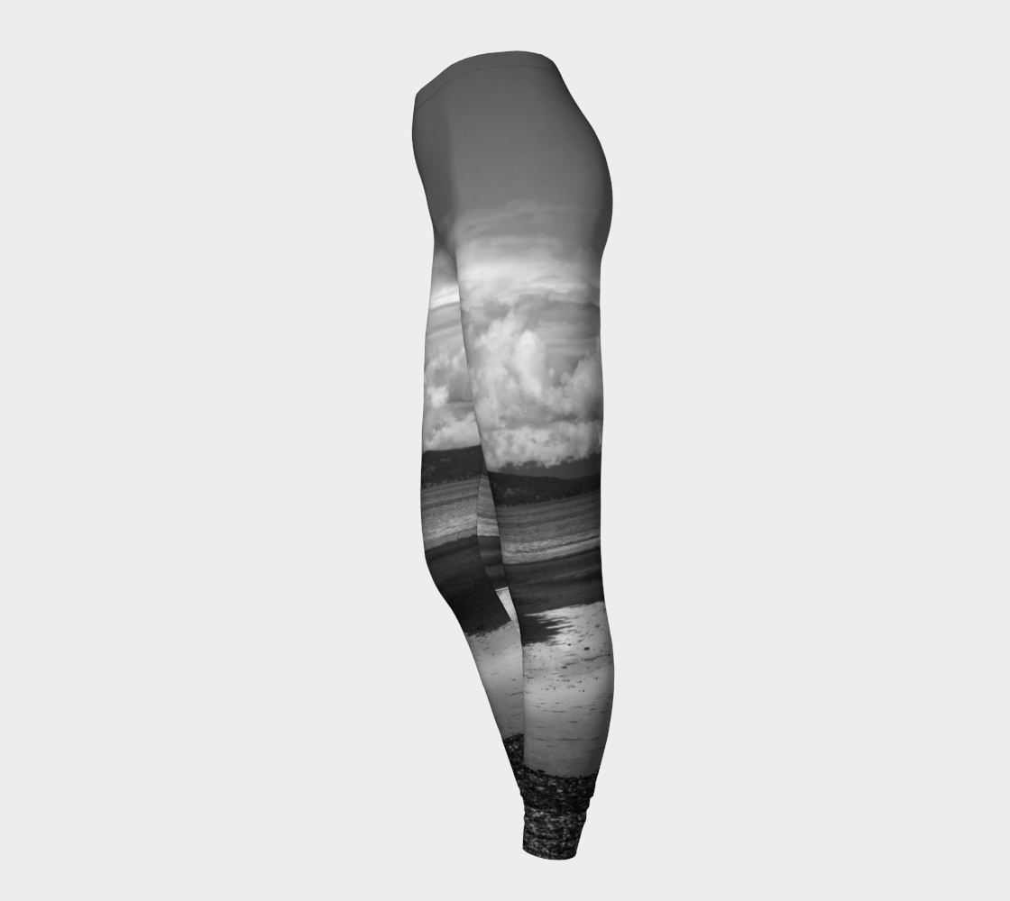 Parksville Beach II Leggings by Roxy Hurtubise side