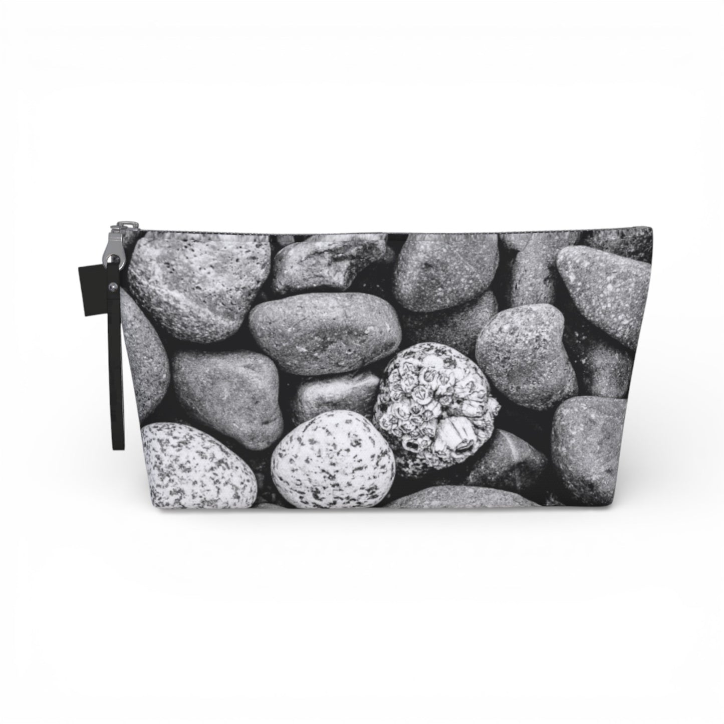 Beach Rocks Makeup Travel Bag: Coastal-Inspired Cosmetic Case