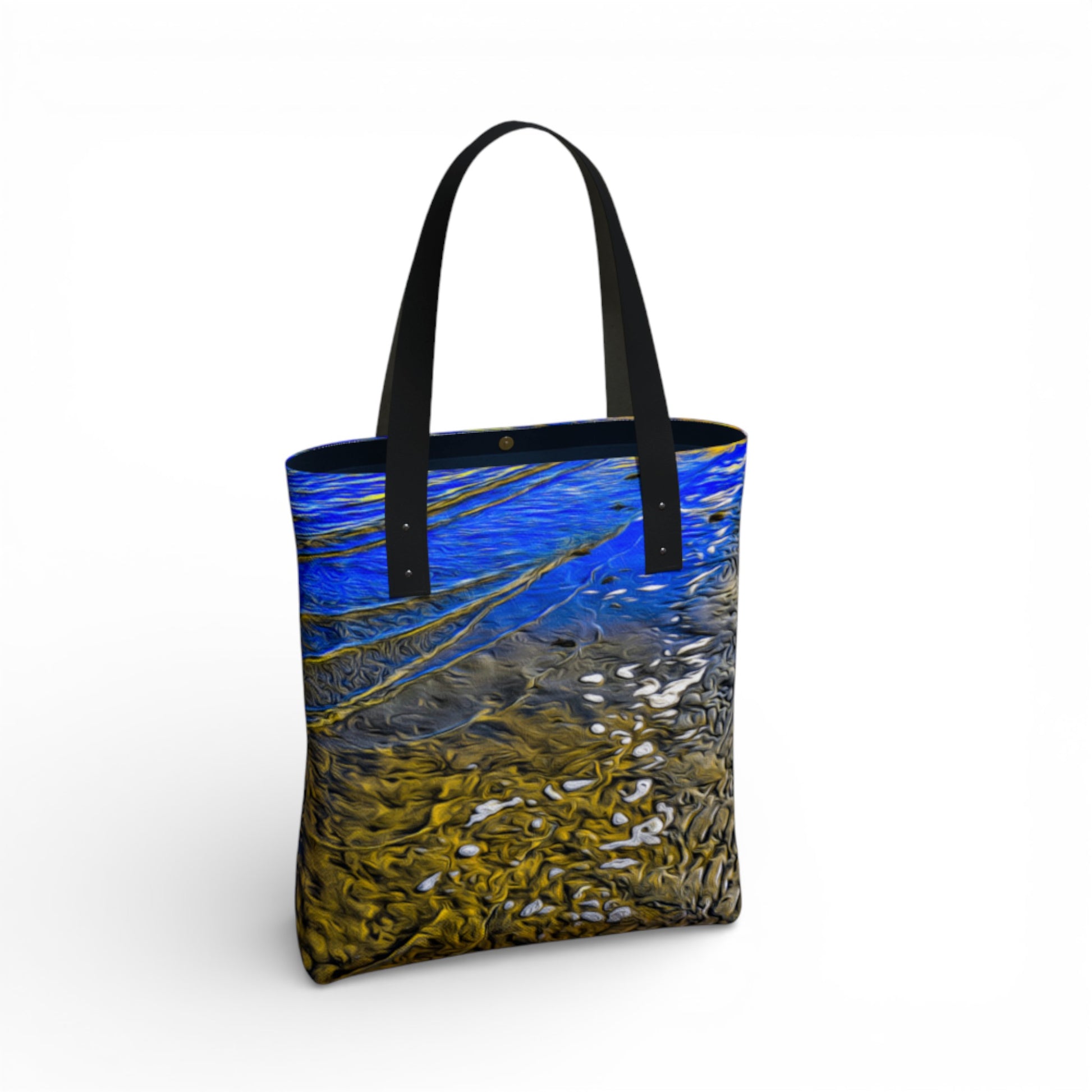 Tote bag with a design of low tide at the beach.