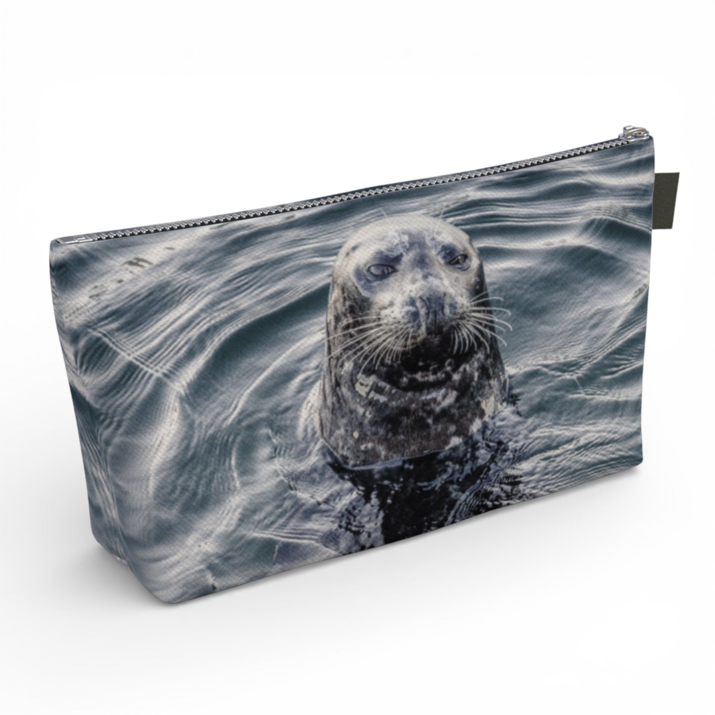 Harbour Seal Vancouver Island Makeup Travel Bag: Adorable Coastal Wildlife-Inspired Cosmetic Case