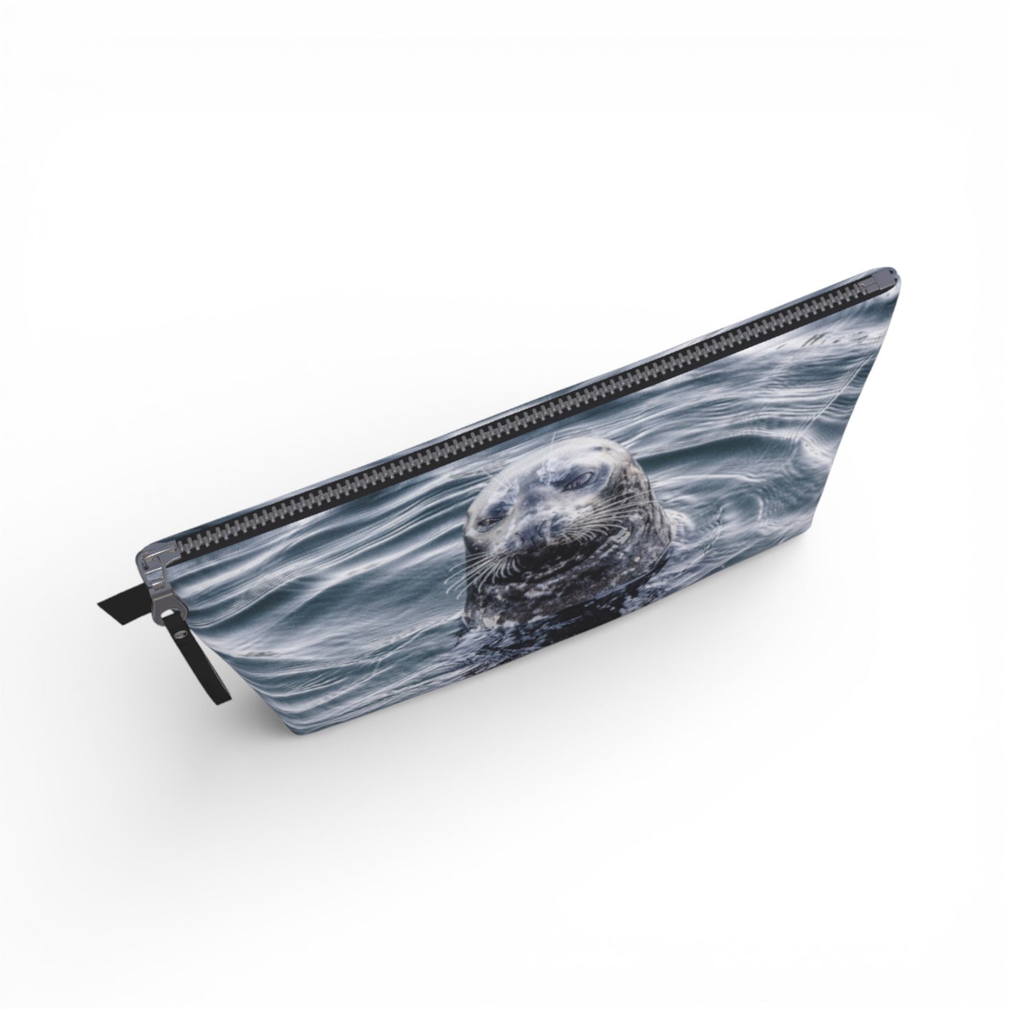 Harbour Seal Vancouver Island Makeup Travel Bag: Adorable Coastal Wildlife-Inspired Cosmetic Case