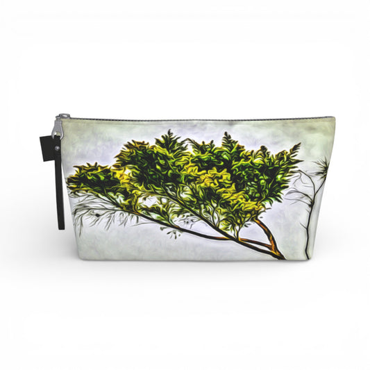 Landmark Telegraph Cove Makeup Travel Bag: Coastal-Inspired Cosmetic Case
