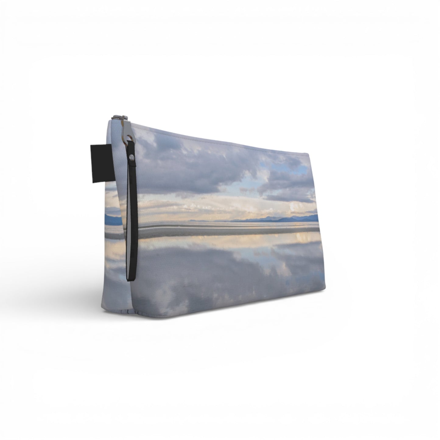 Light Language Parksville Beach Makeup Travel Bag: Enchanting Morning Coastal Landscape Cosmetic Case
