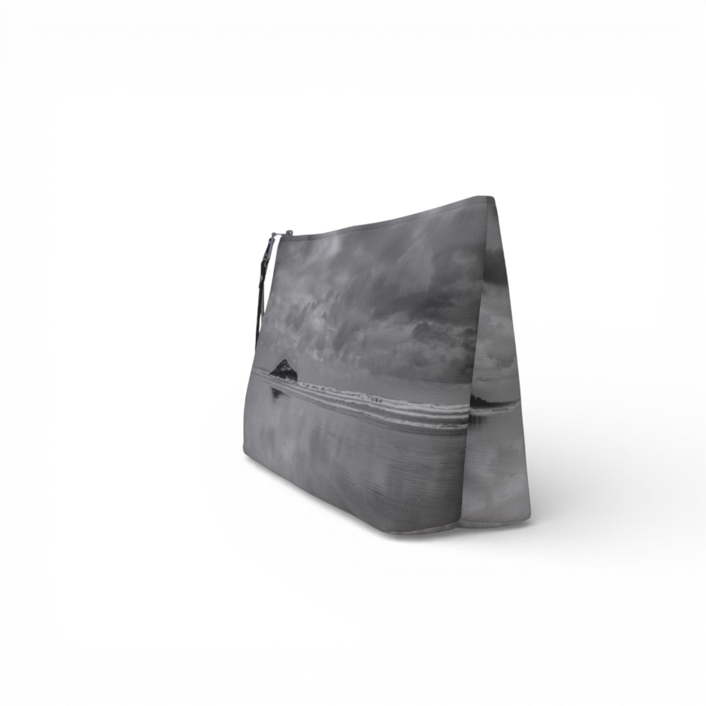 Long Beach Tofino Makeup Travel Bag: Captivating Coastal Landscape Cosmetic Case