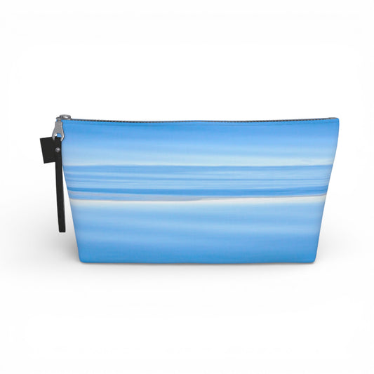 Ocean Blue Horizon Makeup Travel Bag: Serene Coastal-Inspired Cosmetic Case