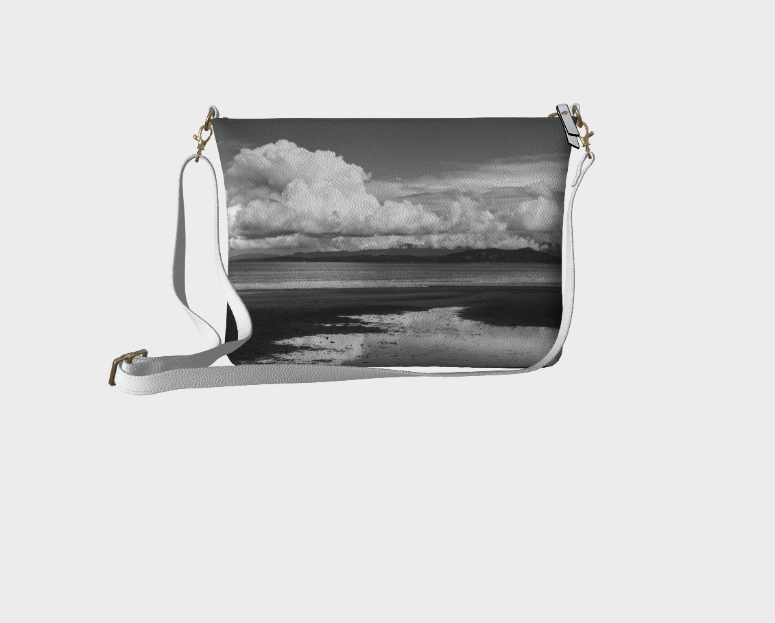 Parksville Beach Vegan Leather Crossbody Purse