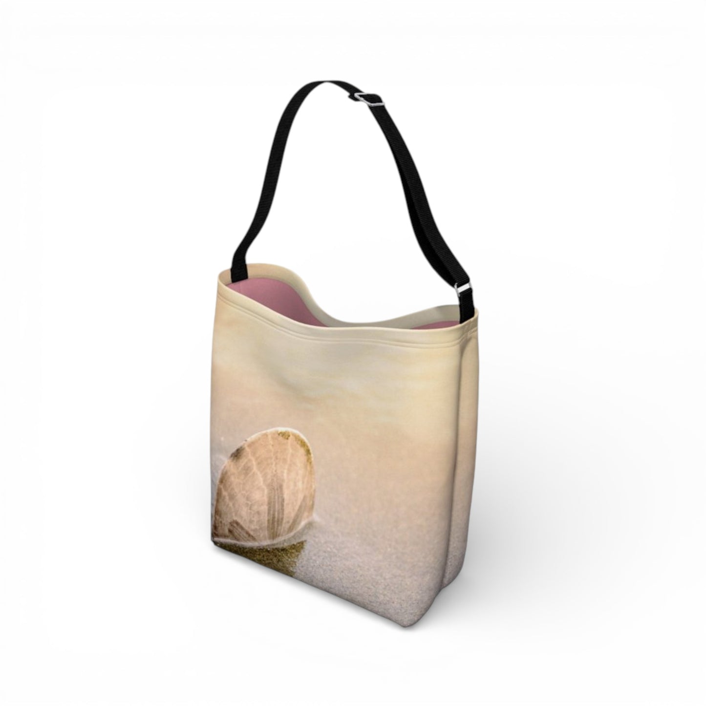 Tote bag with a design of a shell on a white background