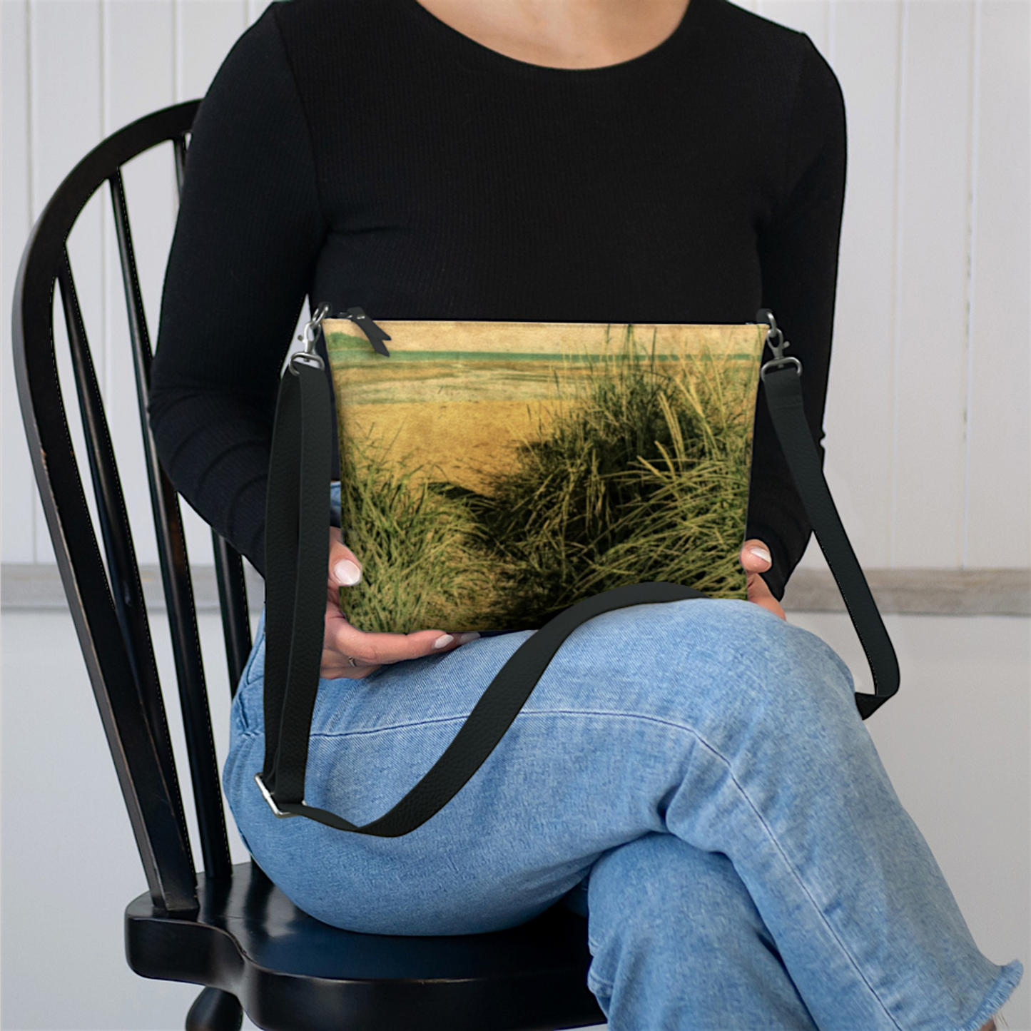 Vintage Beach Vegan Leather Crossbody Purse