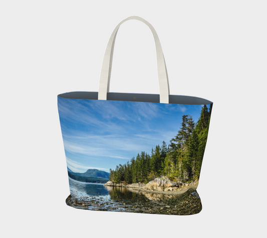 Van Isle Goddess Little Bear Cove oversized Market Tote.