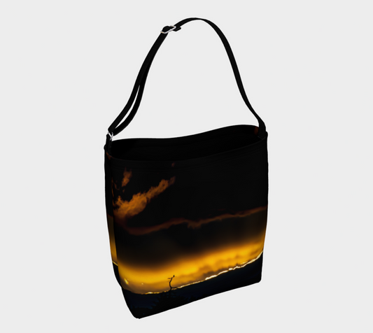 Eagles View Neoprene Day Tote: Majestic Wildlife-Inspired Tote Bag