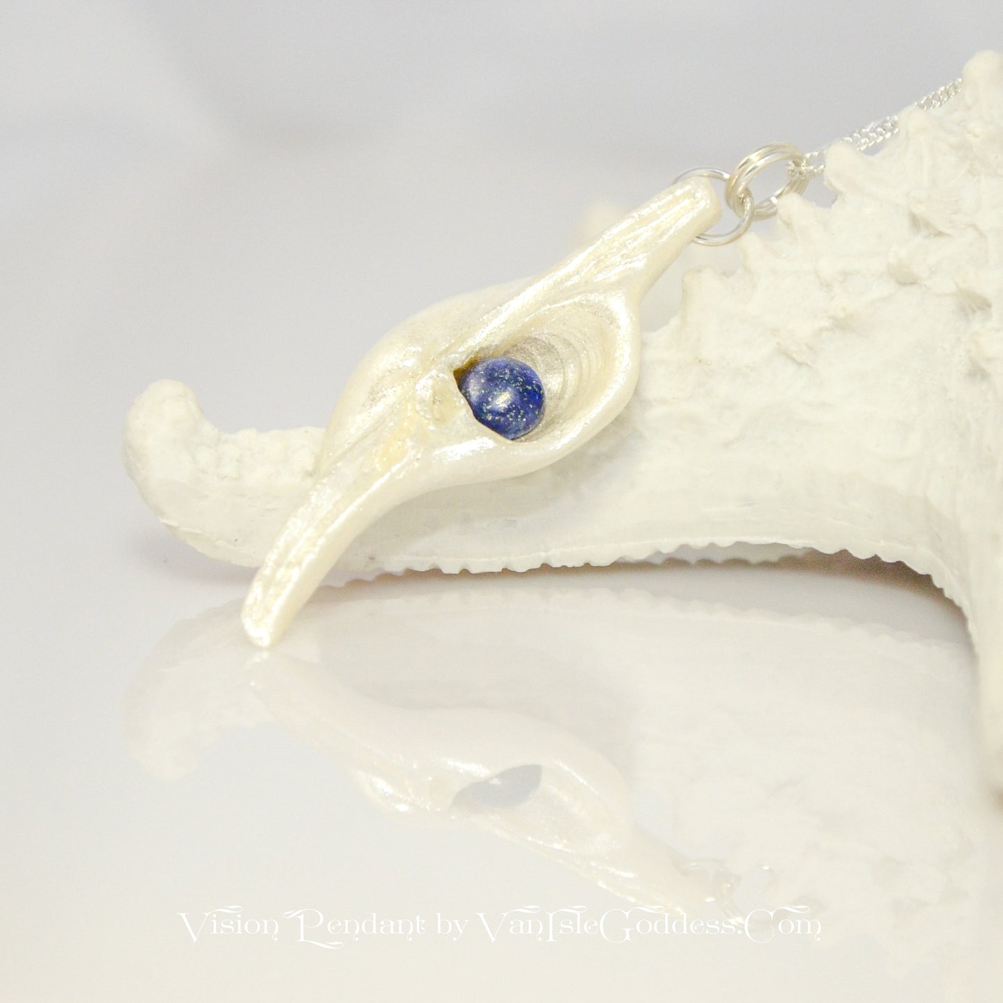 Vision Lapis Lazuli Island Goddess Seashell Pendant