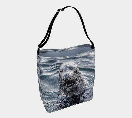 I Love Lucy Seal Vancouver Island Neoprene Day Tote: Adorable Wildlife-Inspired Print Bag