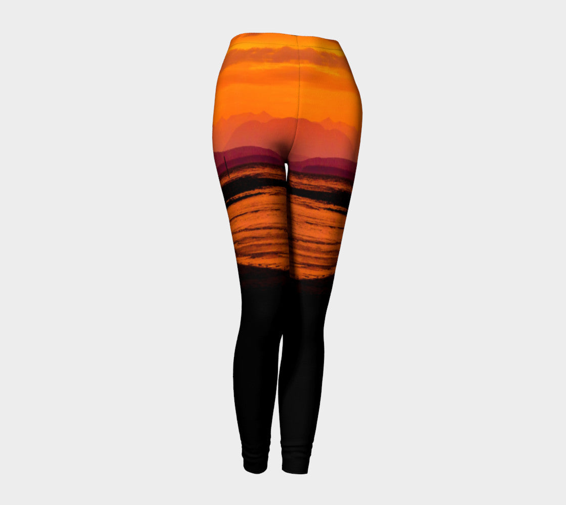 Saratoga Sunset Leggings by Roxy Hurtubise front